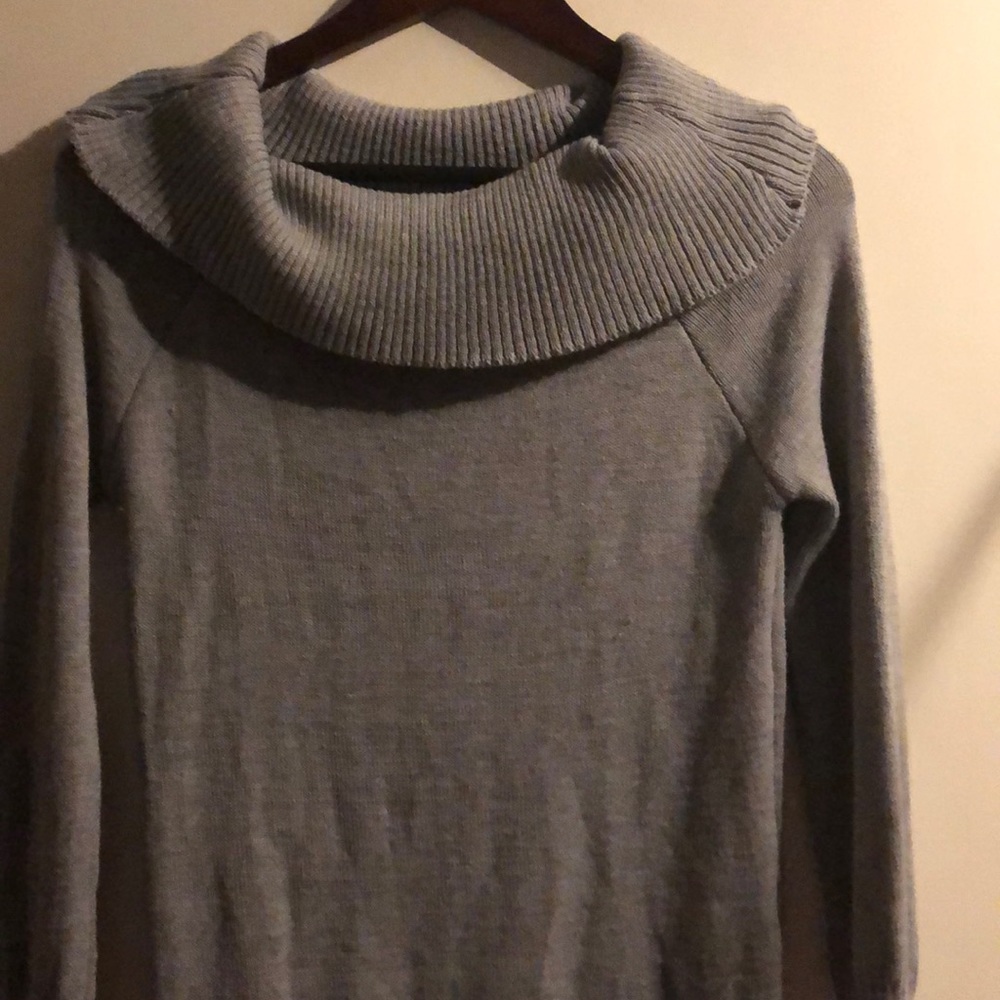 Cute sweater🐘
